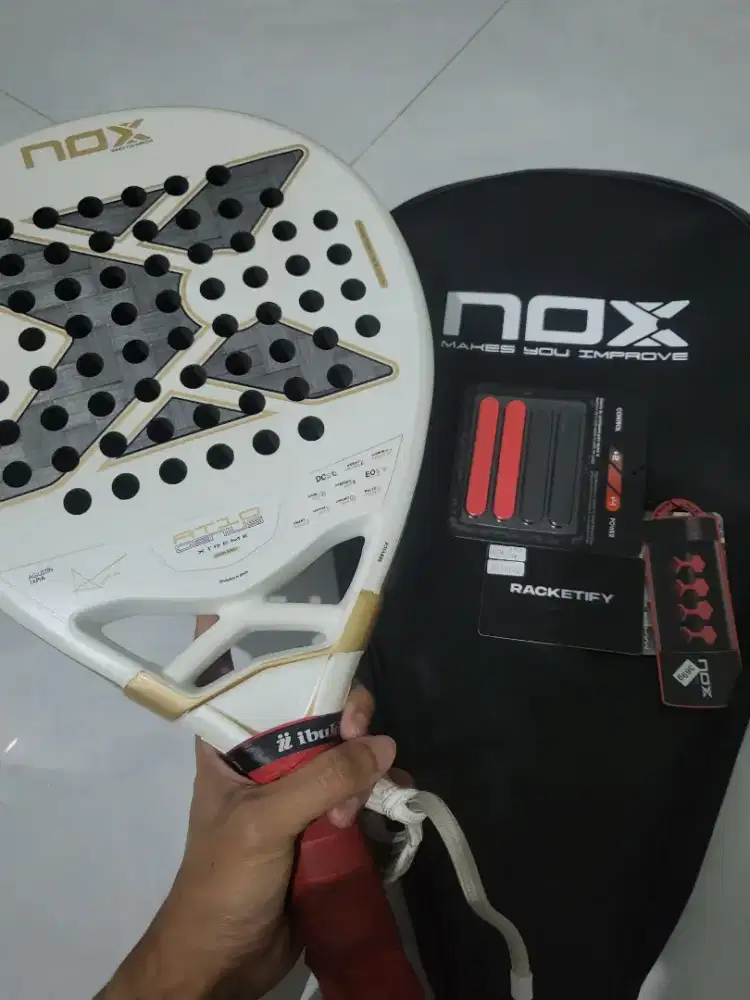 Raket Padel NOX AT10 12K Extreme