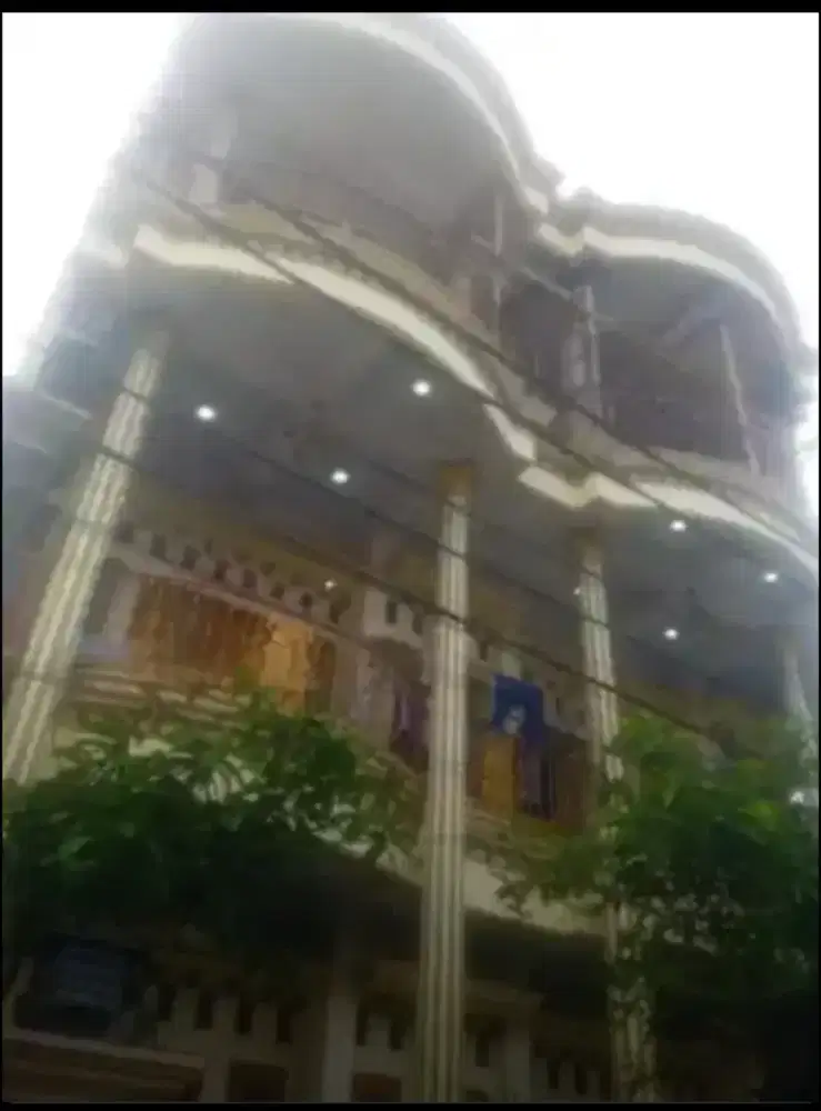 Tukang bangunan