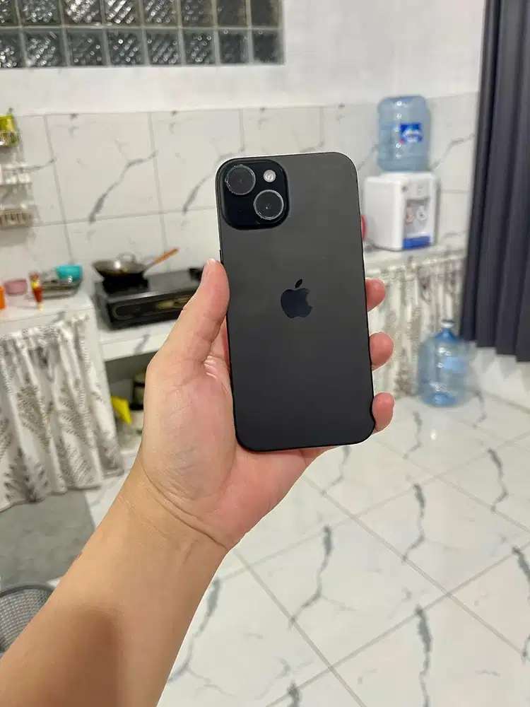 iPhone 15 128gb iBox