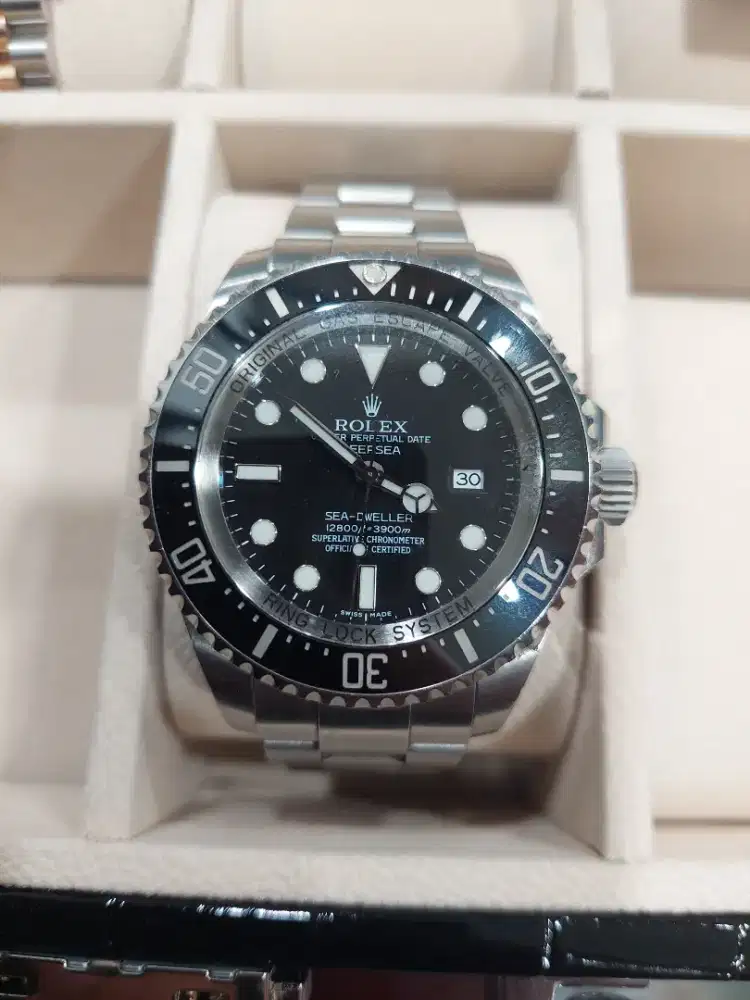 Rolex 116660 sea dweller