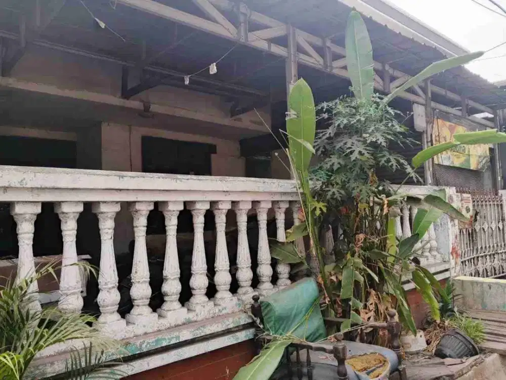 RUMAH 8 X 18 DI KOMPLEK ANEKA ELOK PENGGILINGAN
