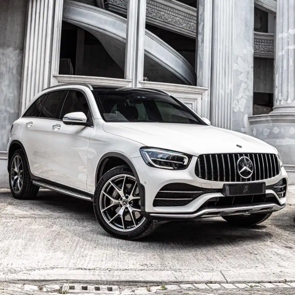 (CASH) Mercedes Benz GLC200 AMG 2020