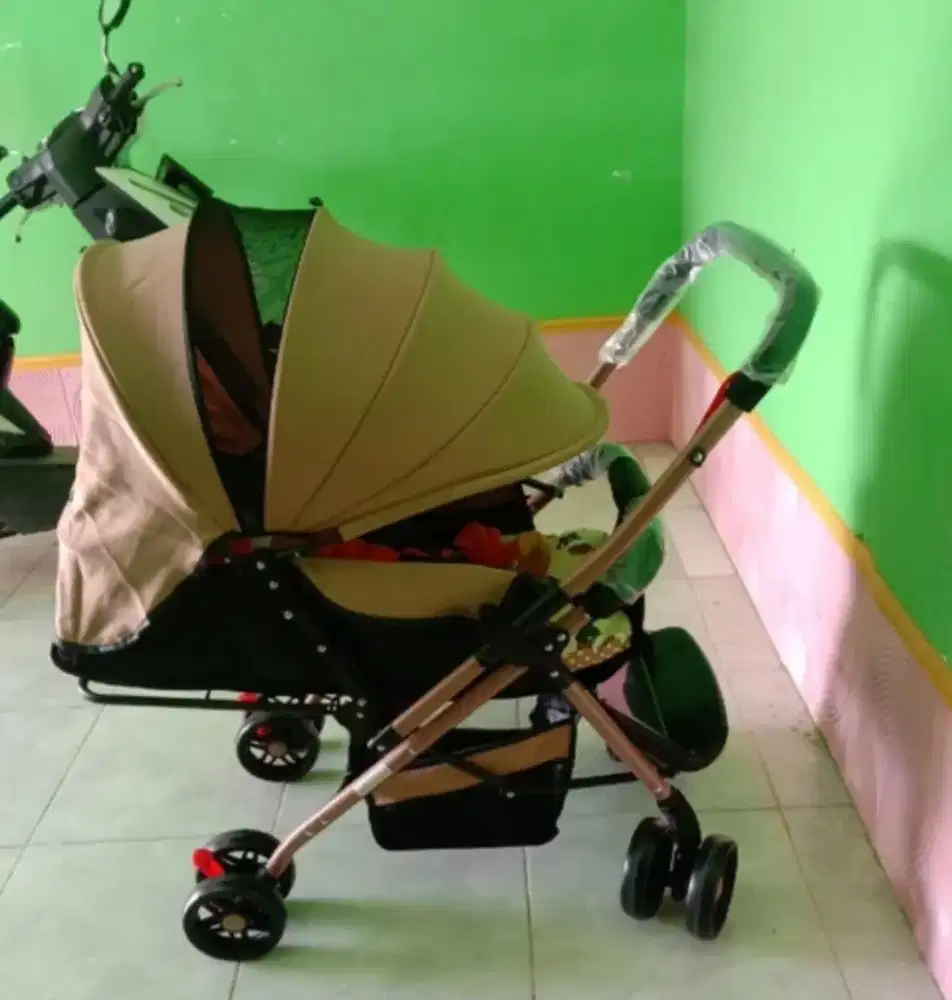 STROLLER MASIH SEPERTI BARU