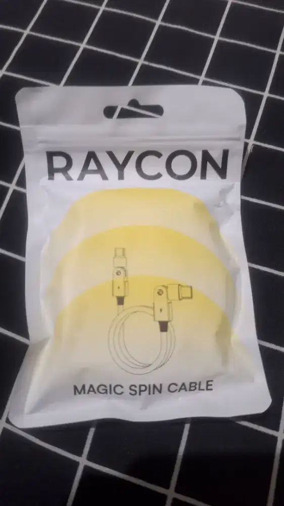 Cable charger raycon