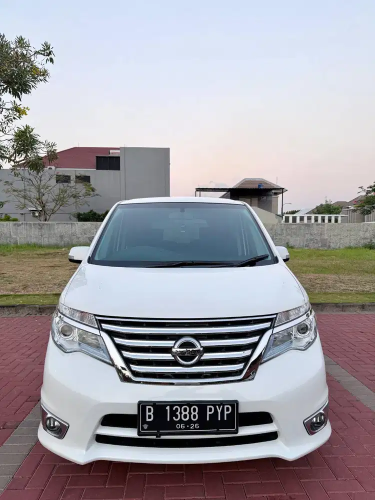 Nissan Serena HWS 2016 – Matic, KM 90 Ribu, Nego