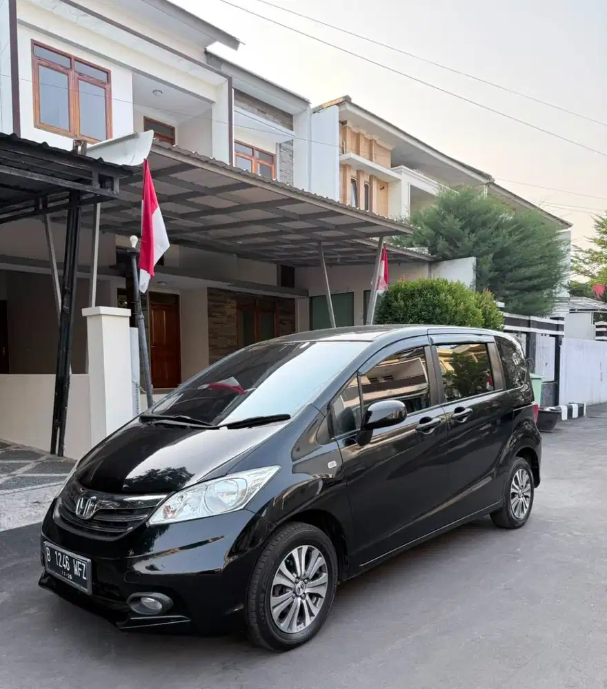 Honda Freed SD 2012 Automatic – Harga 115 Juta Nego