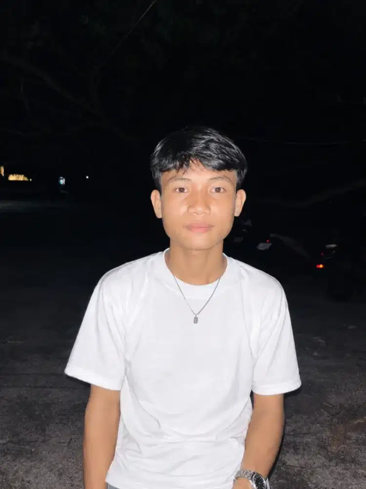 cari kerja sebagai waiters soalnyaa pengalaman cumaa jadi waiters