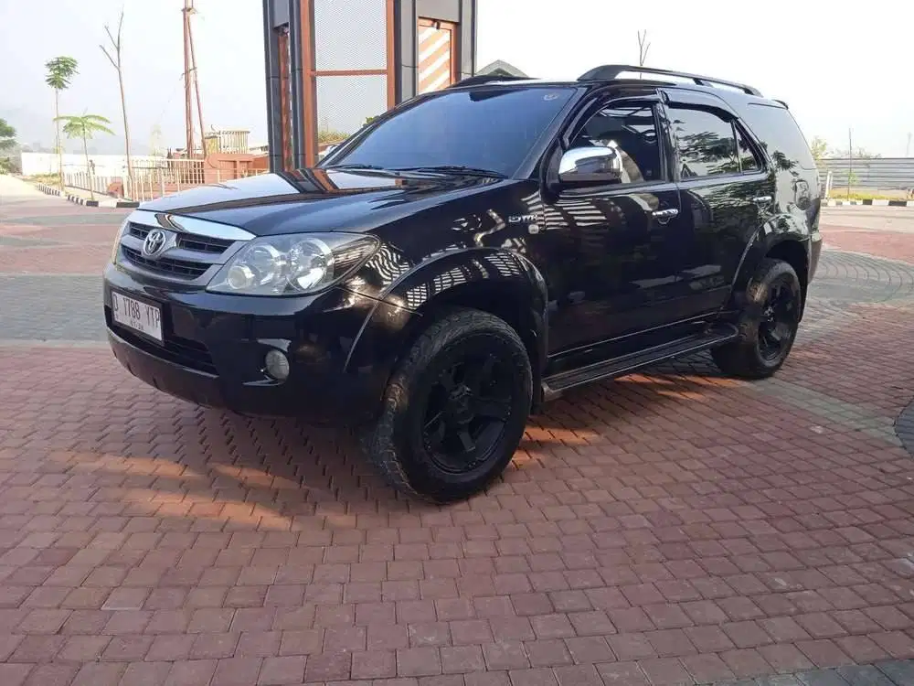 Toyota Fortuner 2008 Bensin