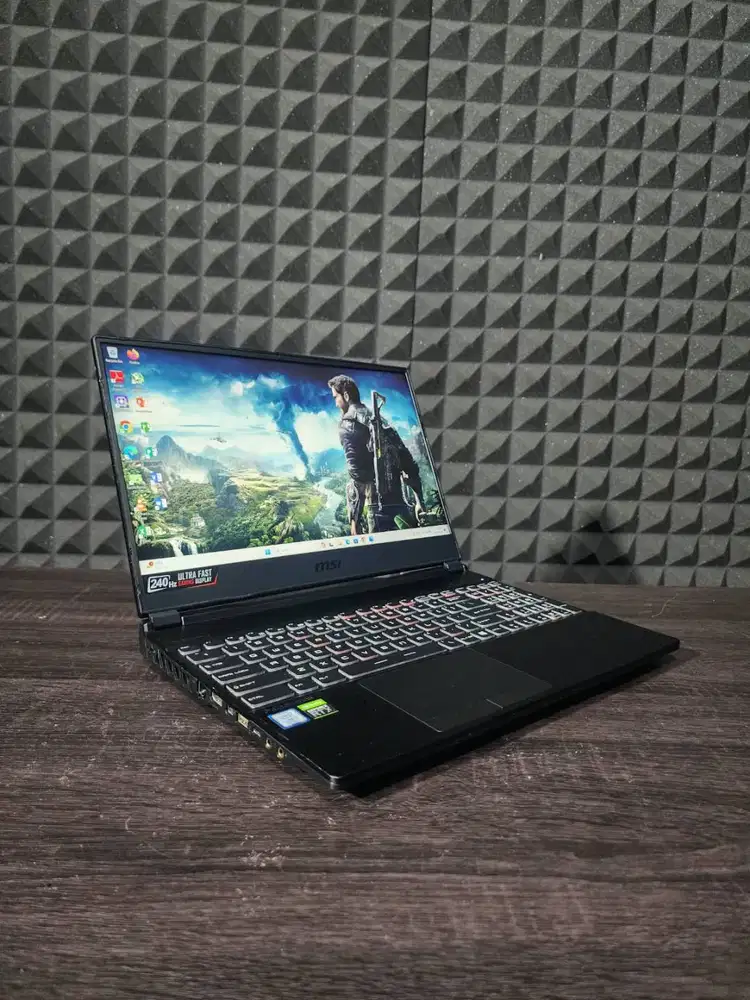 MSI GE65 RAIDER 9SF RTX 2070 8GB GDDR6 SSD 1 TB
