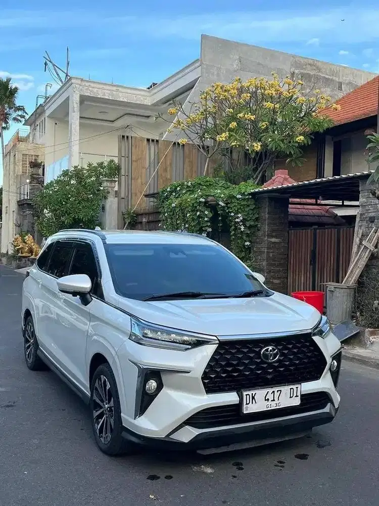 VELOZ Q 1.5 TSS CVT LOWKM PAJAK BARU DP 20 JT