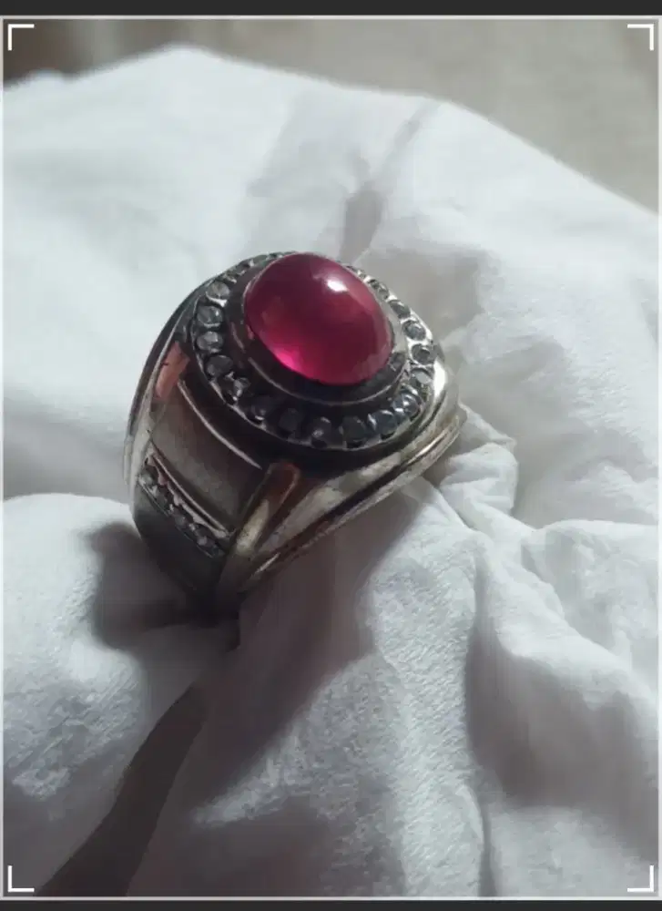 Cincin Rubi pigeon blood