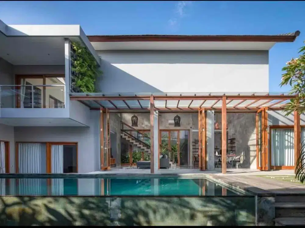 DISEWAKAN VILLA MEWAH PRIVATE POOL DI UMALAS