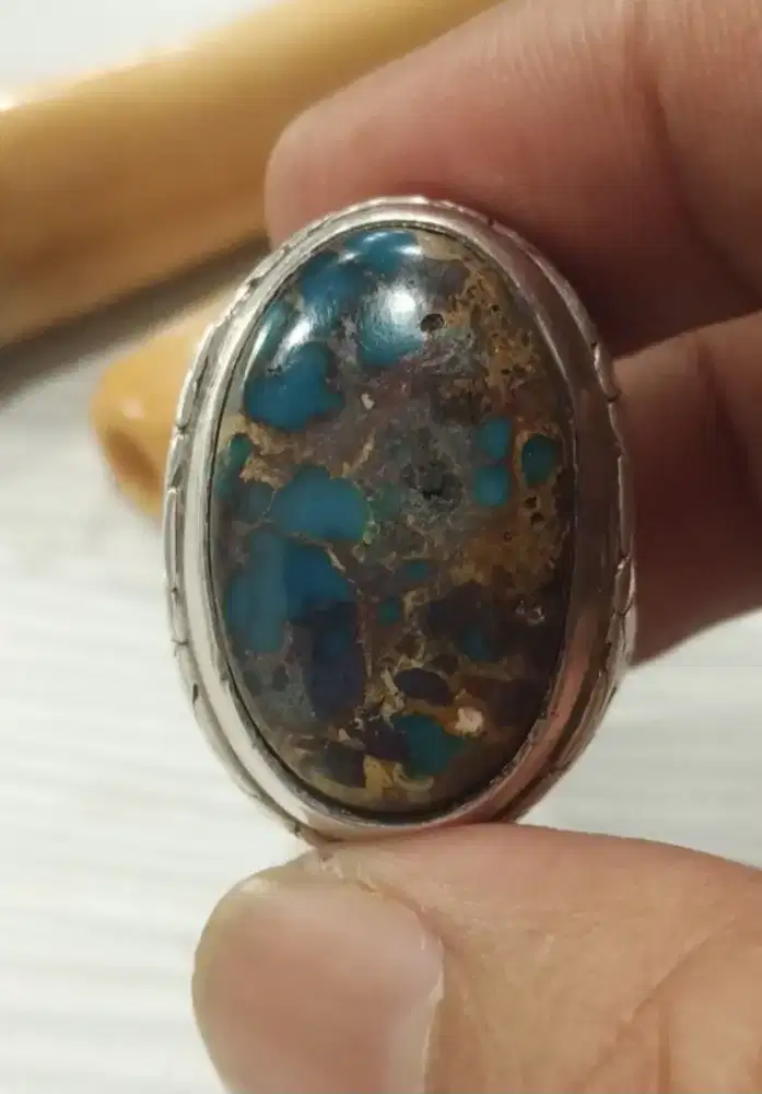 Cincin batu pirus persi lawasan