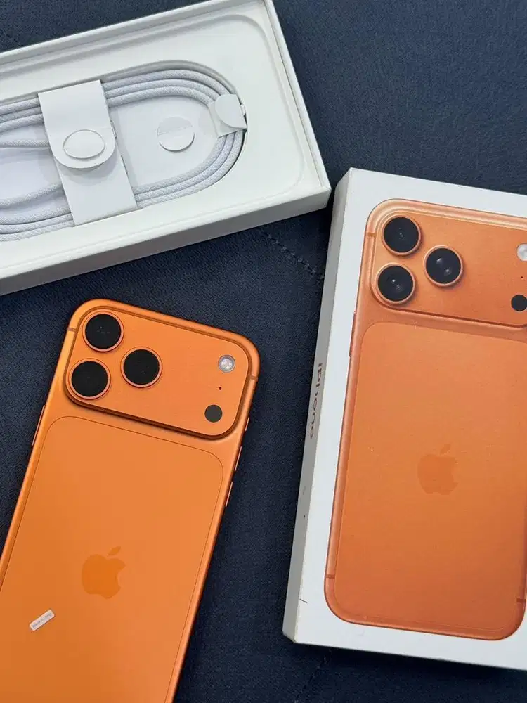 iphone 17 promax 256 gb cosmic orange