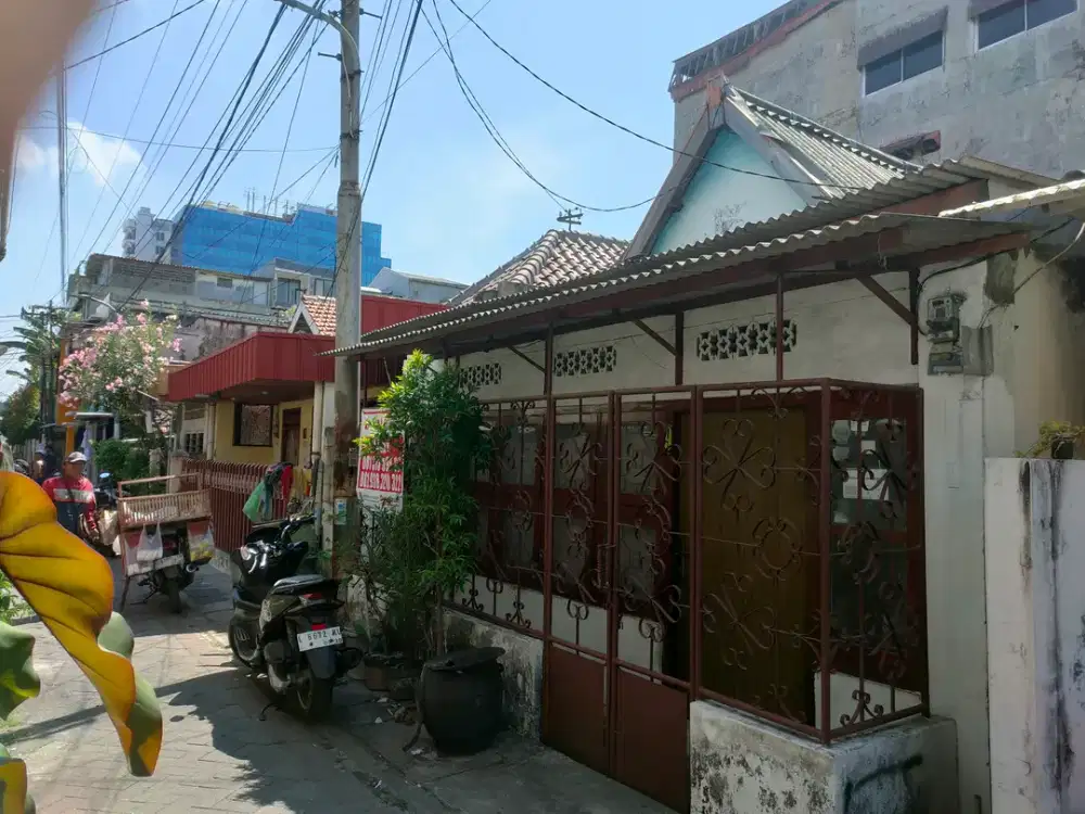Rumah Kedunganyar Tengah Kedung Doro Surabaya
