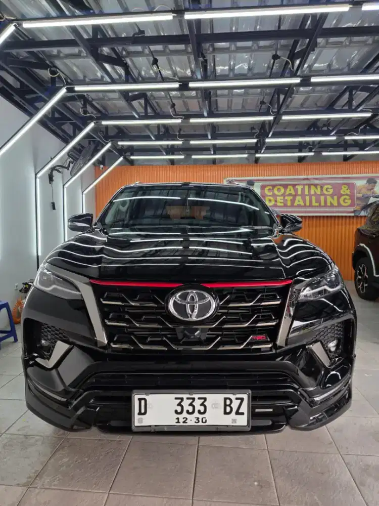 Toyota Fortuner 2.4 TRD Sportivo 4x2 A/T Diesel facelift 2020