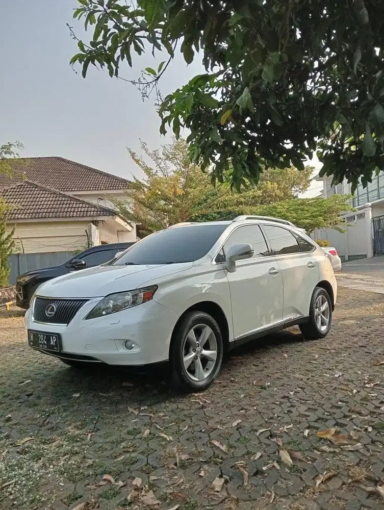 TERMURAH! LEXUS RX 270 HK AT 2011, MULUS, SIAP PAKAI!