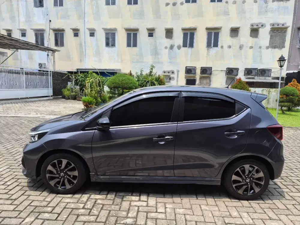 HONDA ALL NEW BRIO RS MATIC WARNA METEOROID GRAY METALLIC TAHUN 2023