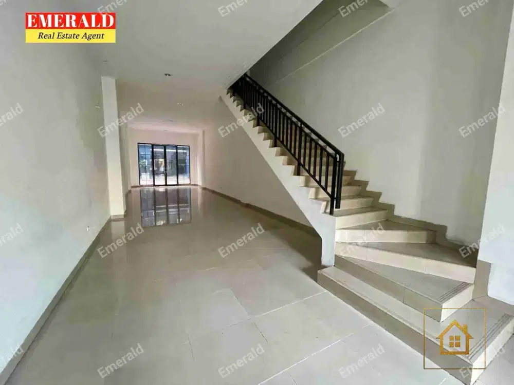 Rukan PIK 2 Hadap Boulevard Siap Pakai