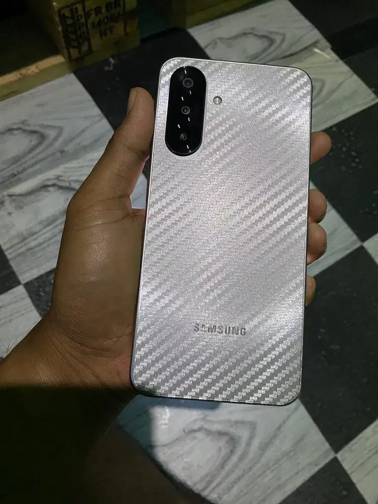 Samsung a17 bekas