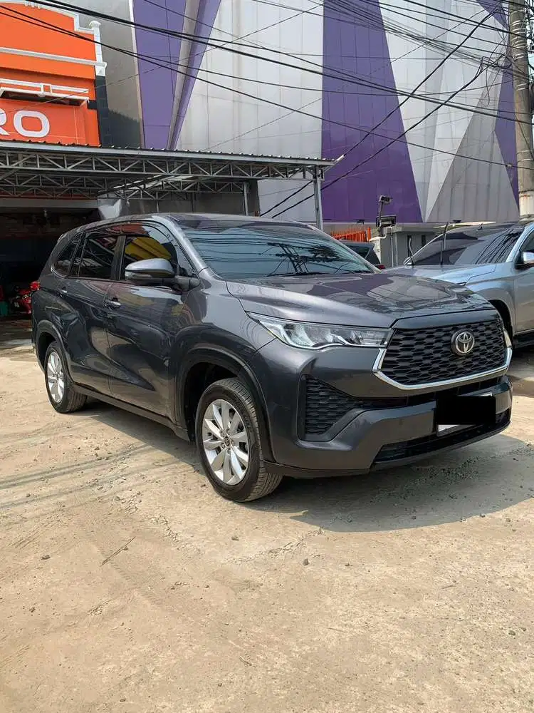 Toyota Innova Zenix 2.0 V AT 2023