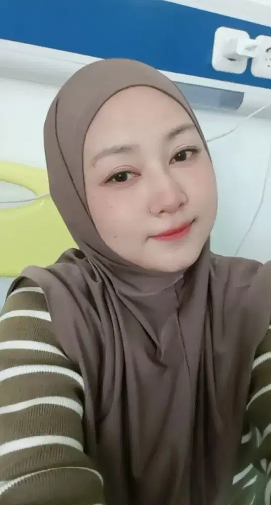 Mencari pekerjaan menginap art / momong anak