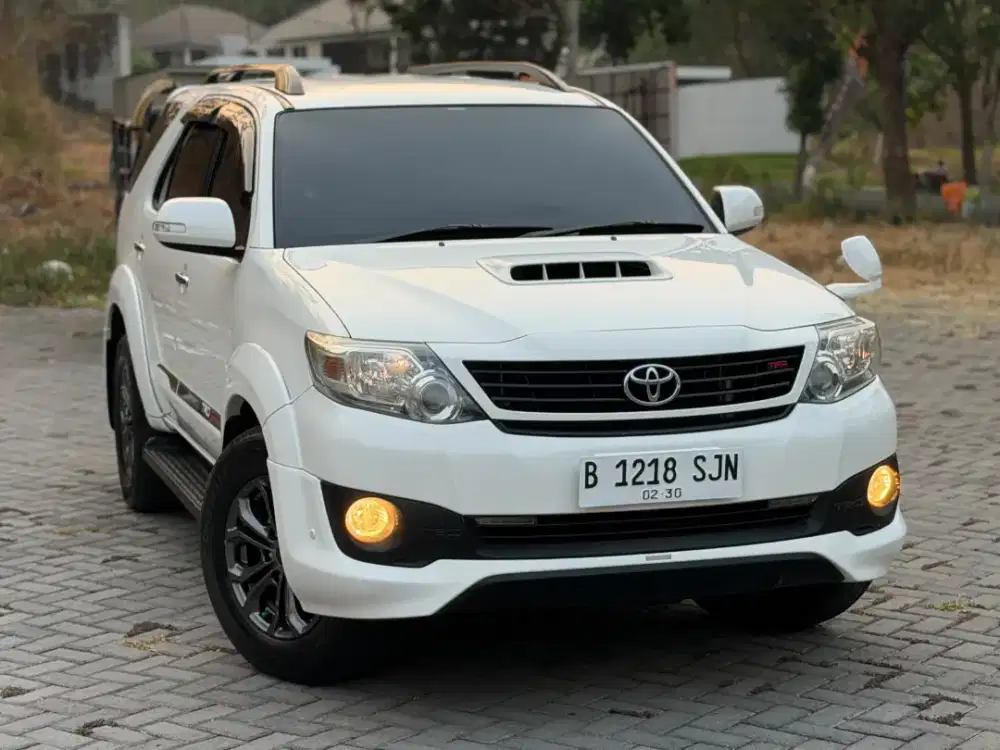 TOYOTA FORTUNER 2.5 G VNT TRD 2015 DIESEL MATIC