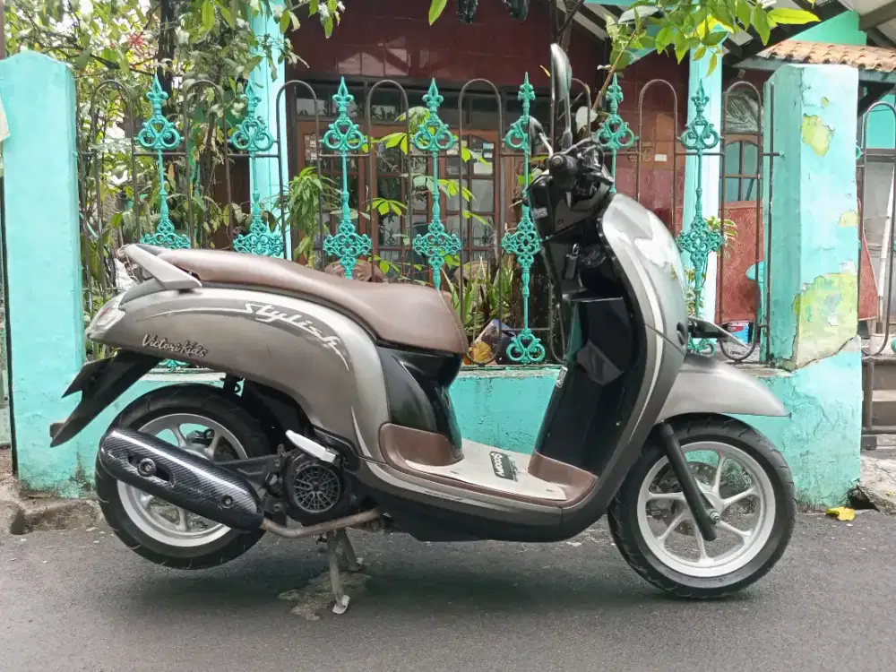 Honda Scoopy tahun 2018 mulus siap pakai