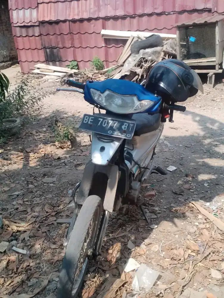 motor suzuki smash
