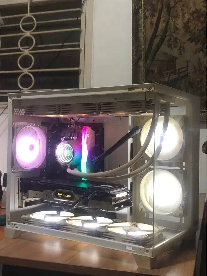 PC/KOMPUTER GAMING + MONITOR | i3 GEN 13 + GTX 1080 Ti 11GB