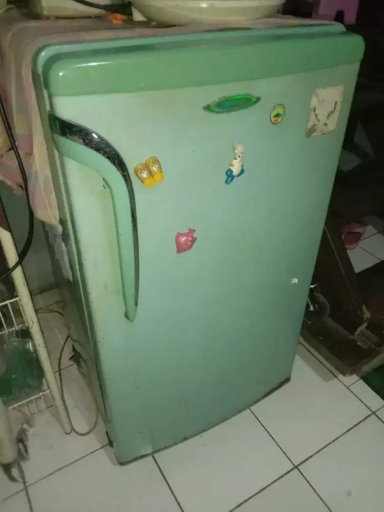 kulkas Toshiba 1 pintu second