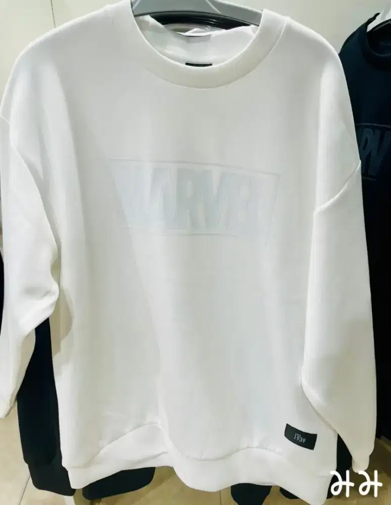 Crawneck Lengan Panjang Uniqlo (GU)