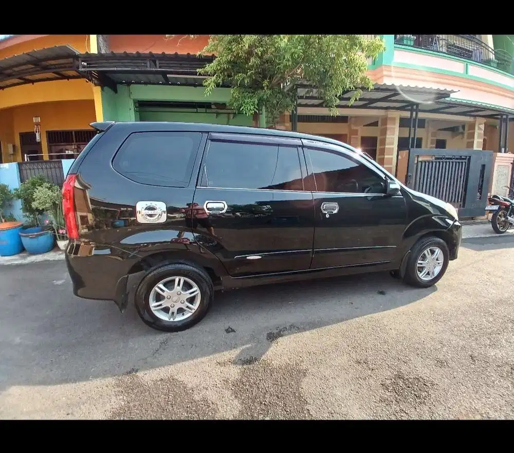 Daihatsu Xenia 2009 Bensin