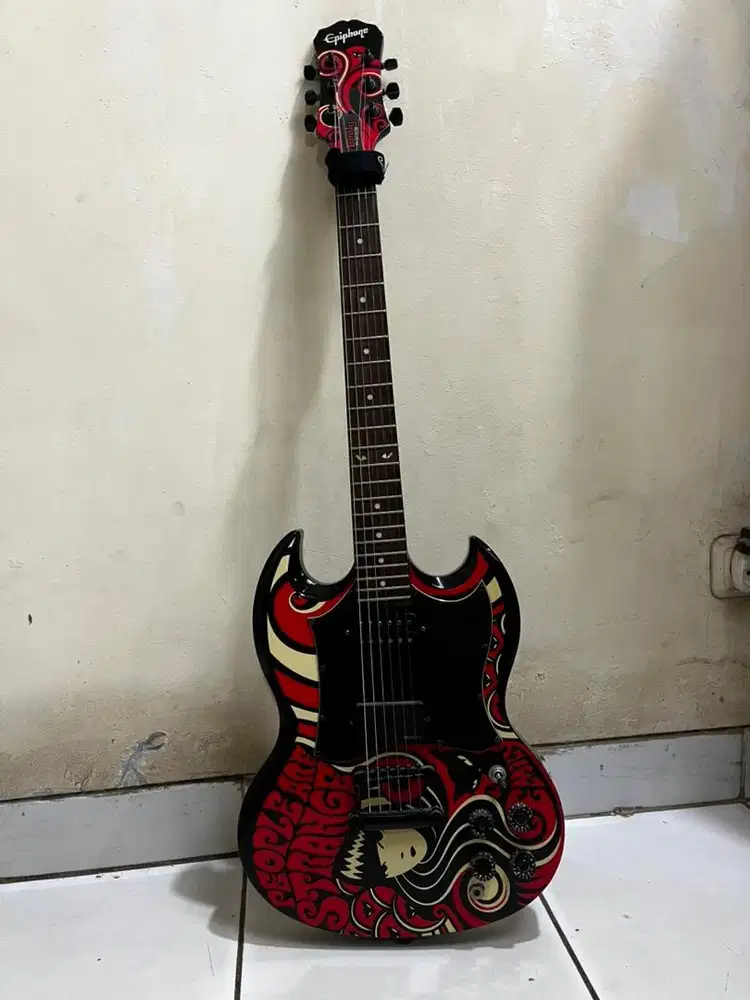 Epiphone SG G-310  Emily The Strange