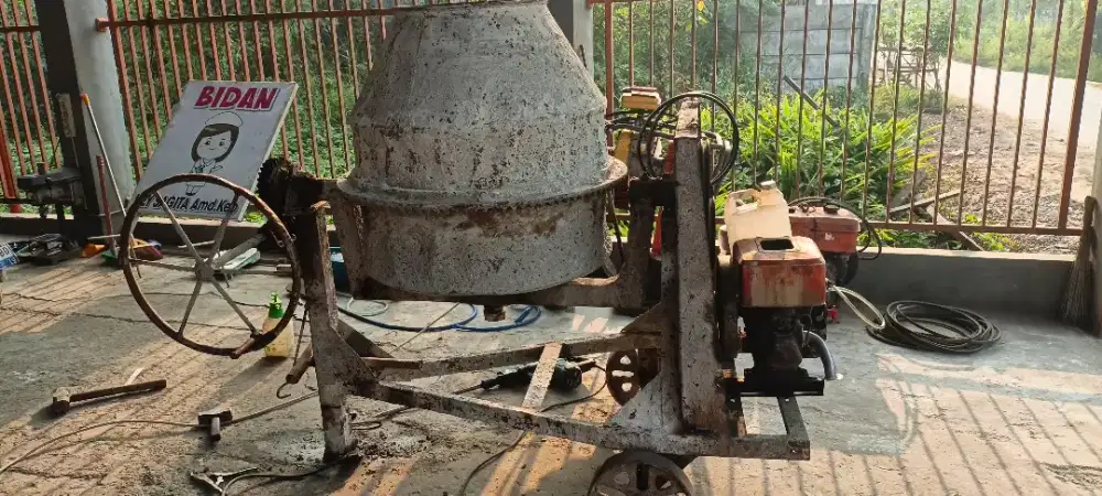 Molen Hercules mesin r180