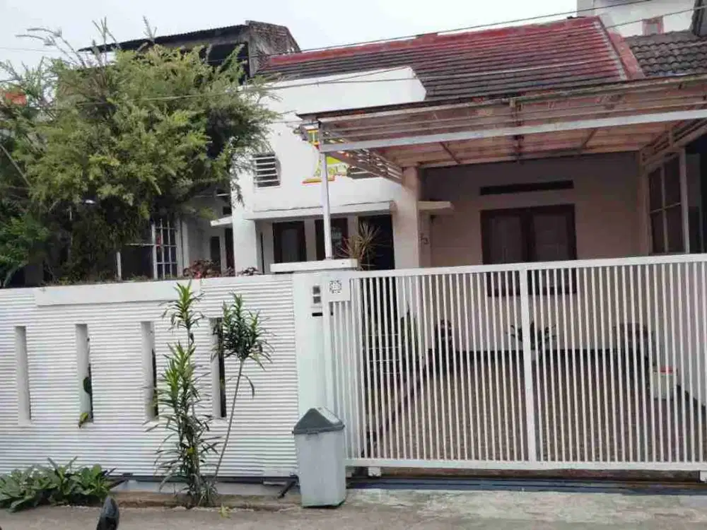 Dijual Rumah Bagus suasana  Asri Dalam Cluster Cisaranten Arcamanik Bandung