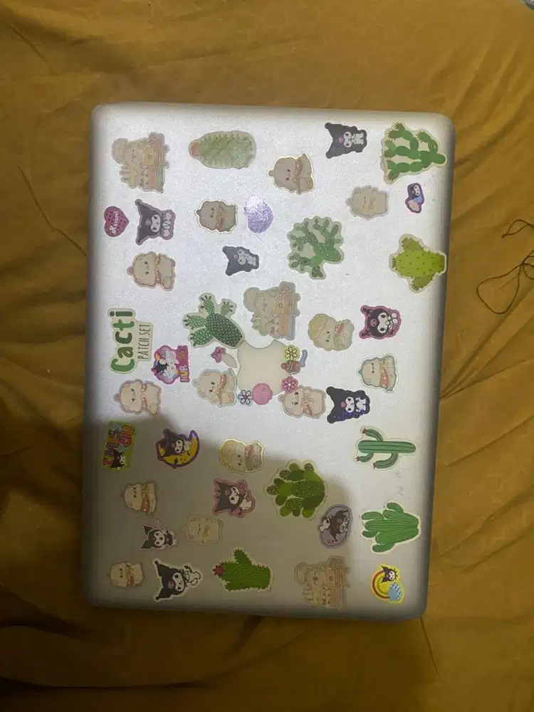 Macbook pro 2011 jual aja ni