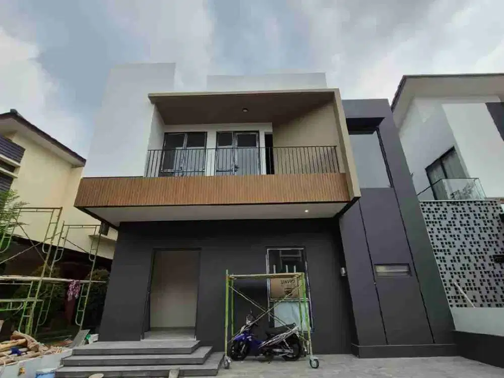 Dijual Rumah Hoek Banci The Icon Cosmo Western Boulevard BSD City Tangerang