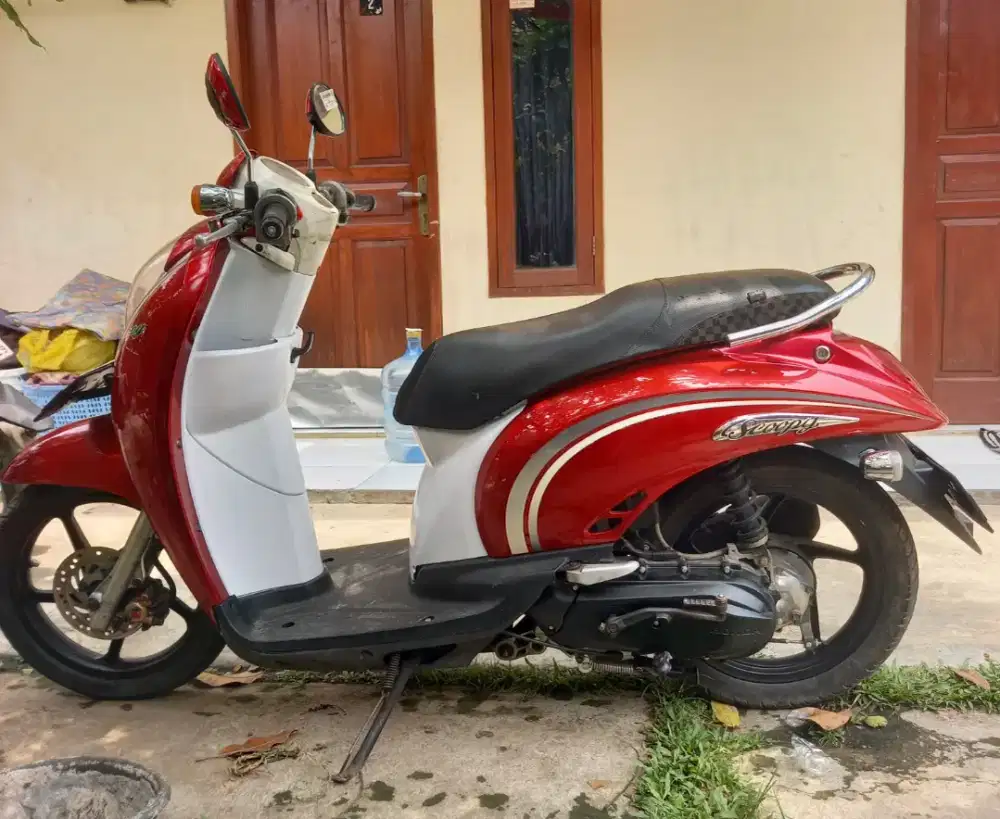 Honda scoopy tahun 2011