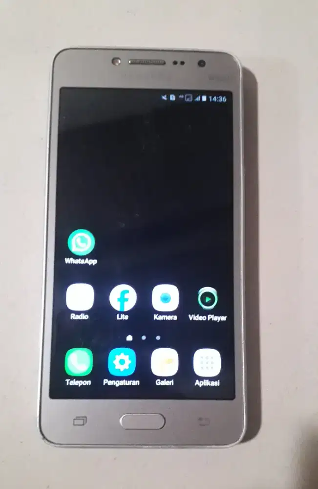 Samsung galaxy J2 prime.android 6.ram 1.5/8.siap watsap