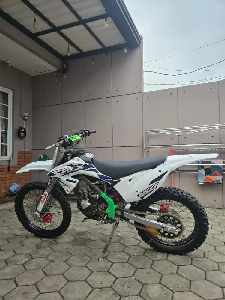 Kawasaki KLX Siap Trabasan