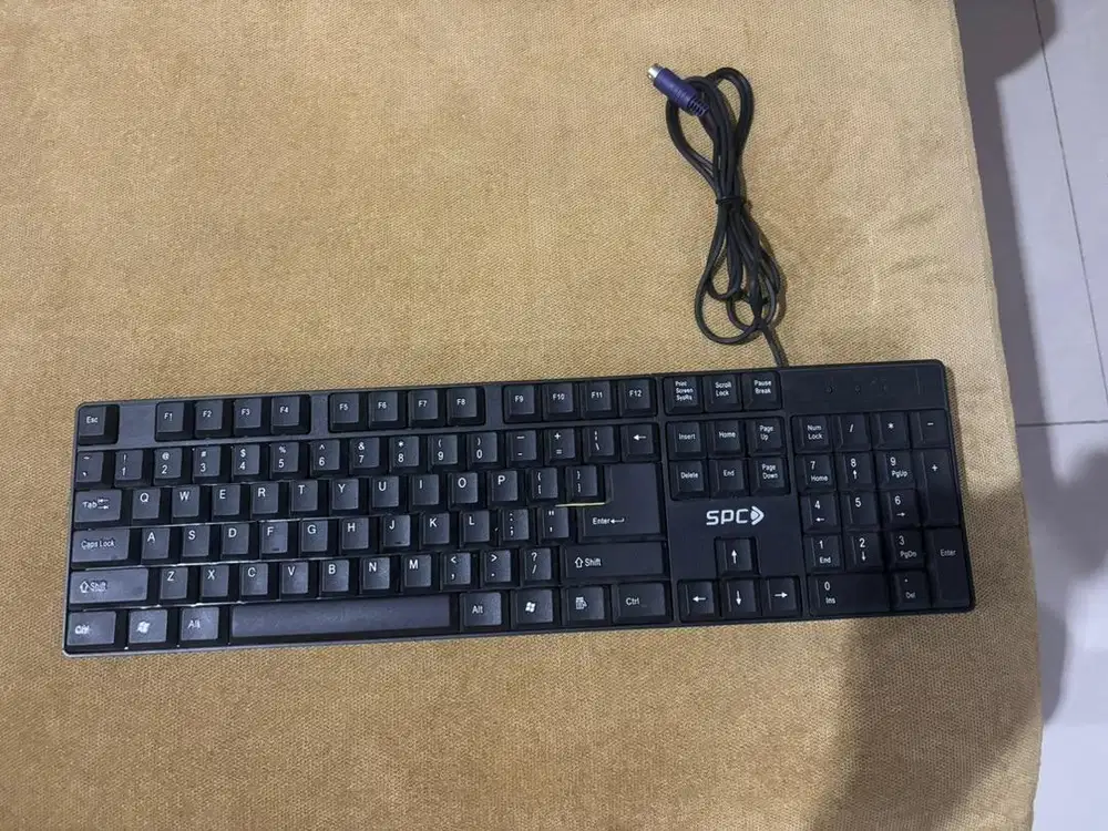 Dijual Keyboard Bekas Pakai Merk SPC Tipe SKO-88X