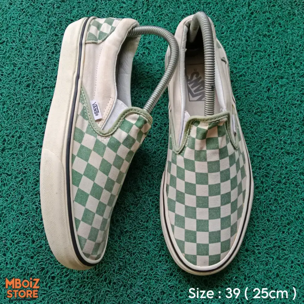 Sepatu VANS SLIP ON CHECKERBOARD