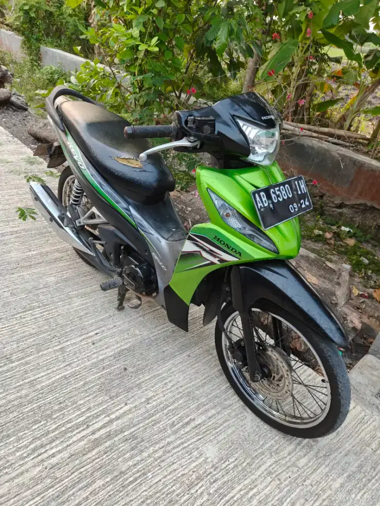 Honda Revo THN 2014 plat AB kota