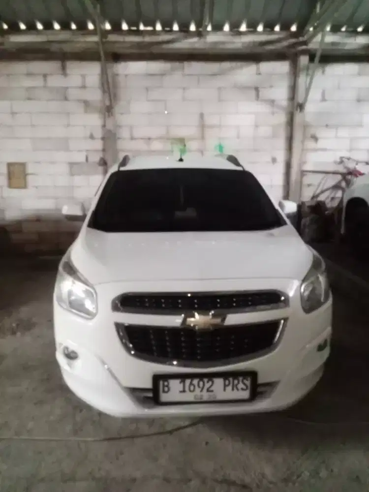 rental mobil plus supir mobil Chevrolet spin mobil sehat bersih wangi