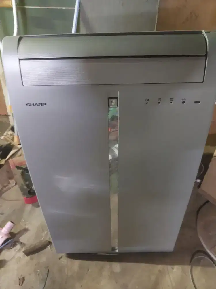 Di jual ac sharp portabel 1/2pk,kondisi normal dingin maksimal