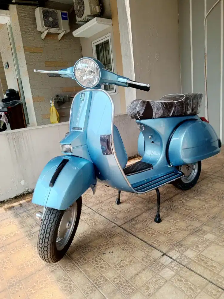 Vespa PX 80 italy