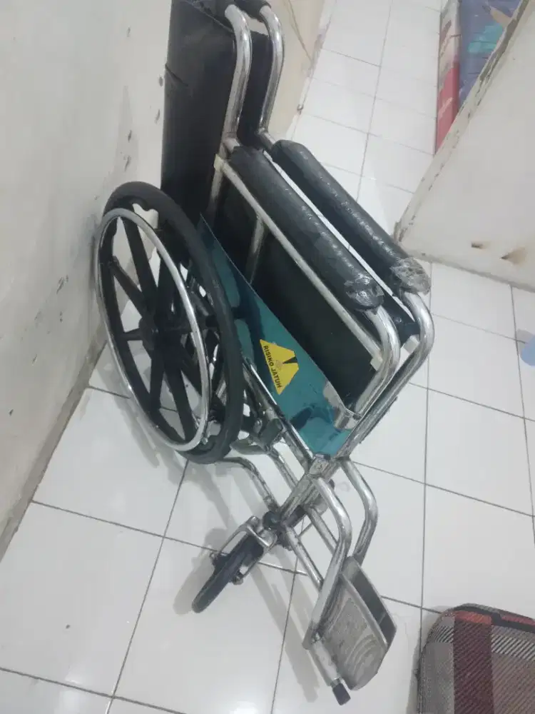 Kursi+roda masih bagus fungsi