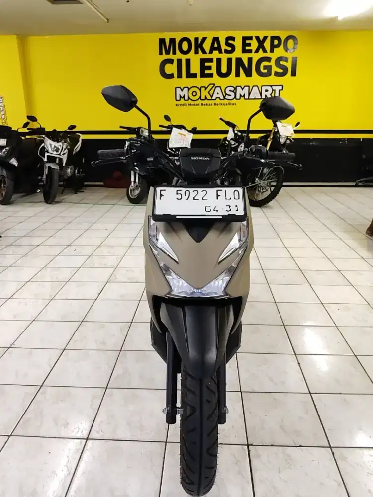 Dijual motor Honda Beat street 2025