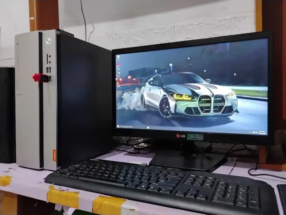 Pc gaming roblox / intel gen6 ddr4 + monitor 20inch / Lenovo